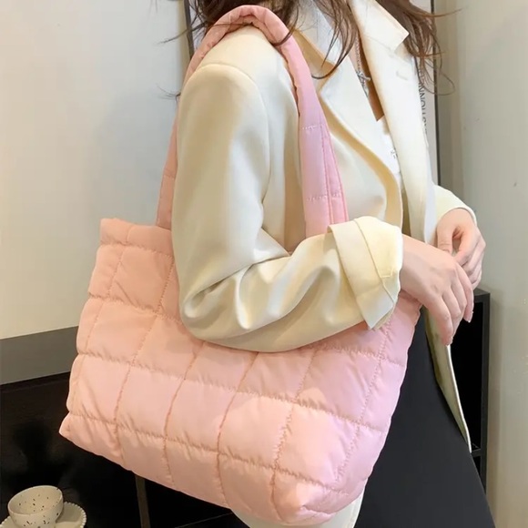 NWOT Pink Bag - Picture 2 of 2